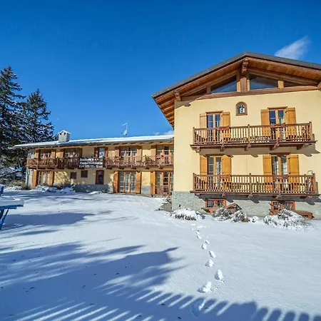 Aparthotel Cascina Genzianella Oulx