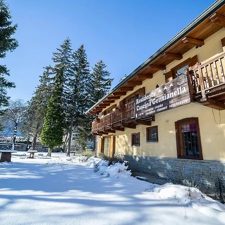 Ξενοδοχείο με διαμερίσματα Cascina Genzianella Oulx