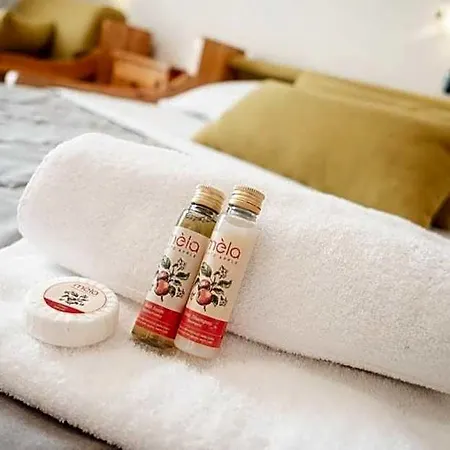 Cascina Genzianella Lejlighedshotel 3*