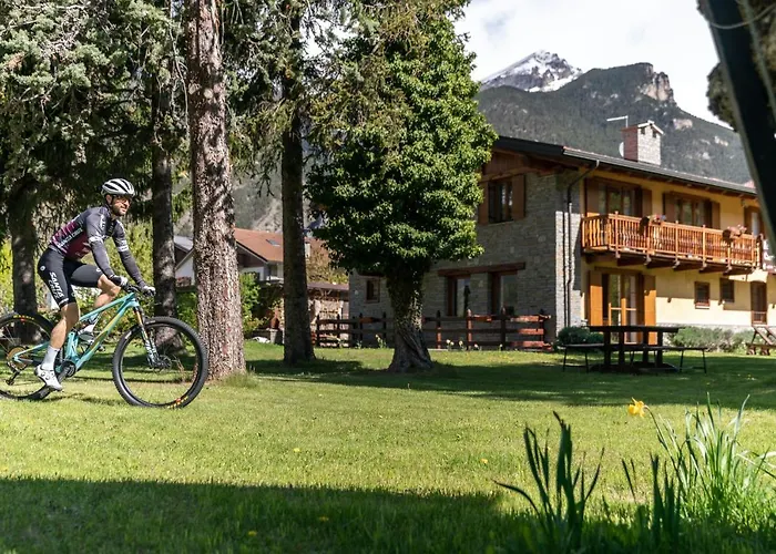 Cascina Genzianella Apart-hotel