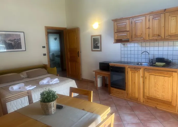 Apart-hotel Cascina Genzianella 3*